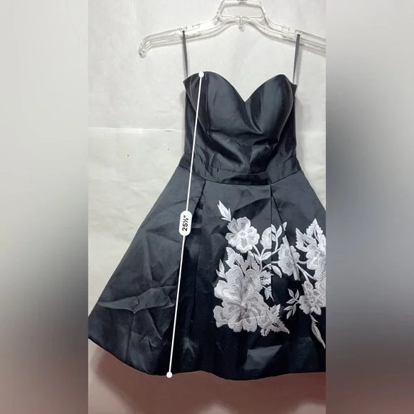 Jovani Black & White Floral Short Strapless Cocktail Dress 🤍⚜️🔲
